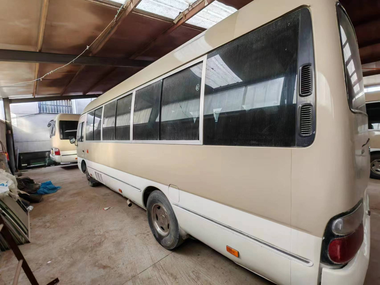 TOYOTA Coach Mini Bus 26 Seats Click Here for Discount - حافلة نقل لمسافات طويلة: صورة 4 TOYOTA Coach Mini Bus 26 Seats Click Here for Discount - حافلة نقل لمسافات طويلة: صورة 4