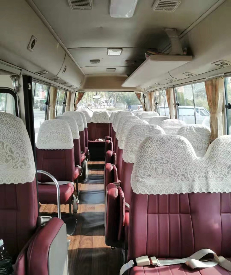 TOYOTA Coaster Bus 30 Seats Click Here for Discount - حافلة نقل لمسافات طويلة: صورة 2 TOYOTA Coaster Bus 30 Seats Click Here for Discount - حافلة نقل لمسافات طويلة: صورة 2
