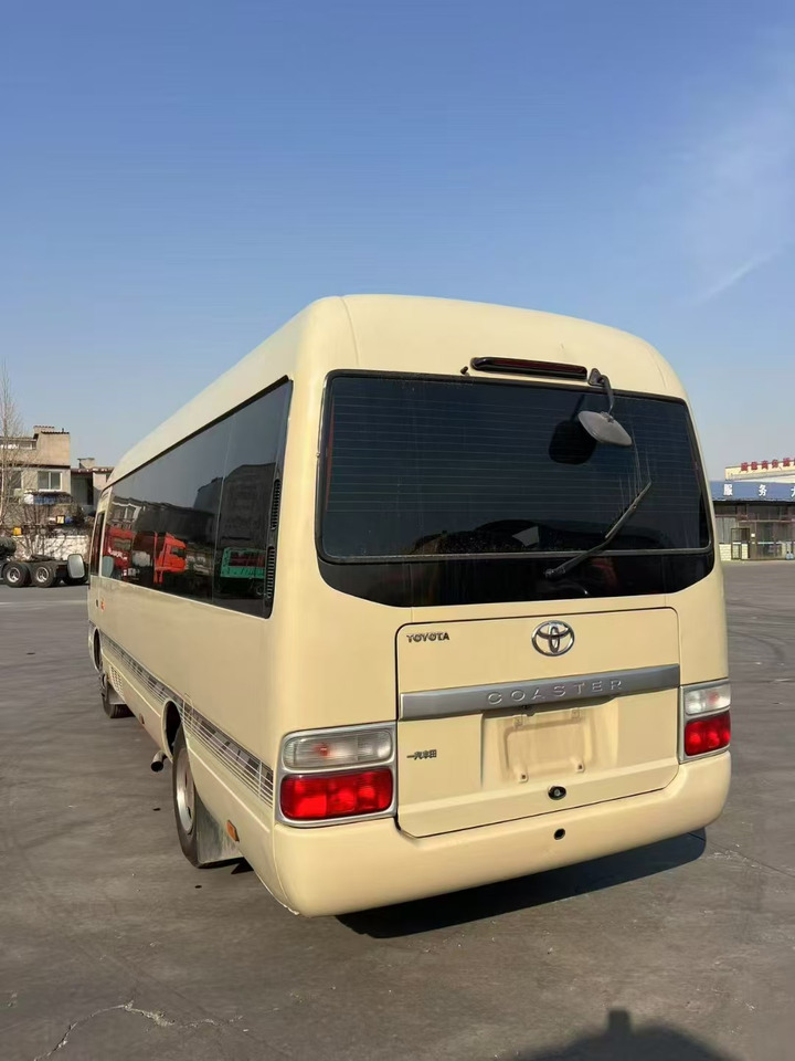 TOYOTA Mini Bus 20 Seats 2020 Click Here for Discount - حافلة نقل لمسافات طويلة: صورة 5 TOYOTA Mini Bus 20 Seats 2020 Click Here for Discount - حافلة نقل لمسافات طويلة: صورة 5