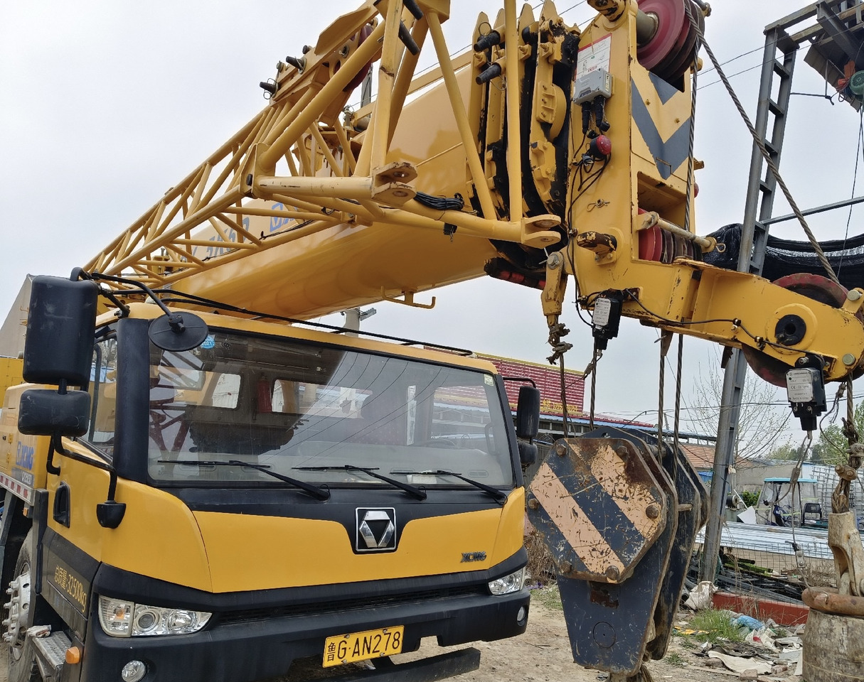 XCMG Crane QY25K 25Ton - رافعة: صورة 3 XCMG Crane QY25K 25Ton - رافعة: صورة 3
