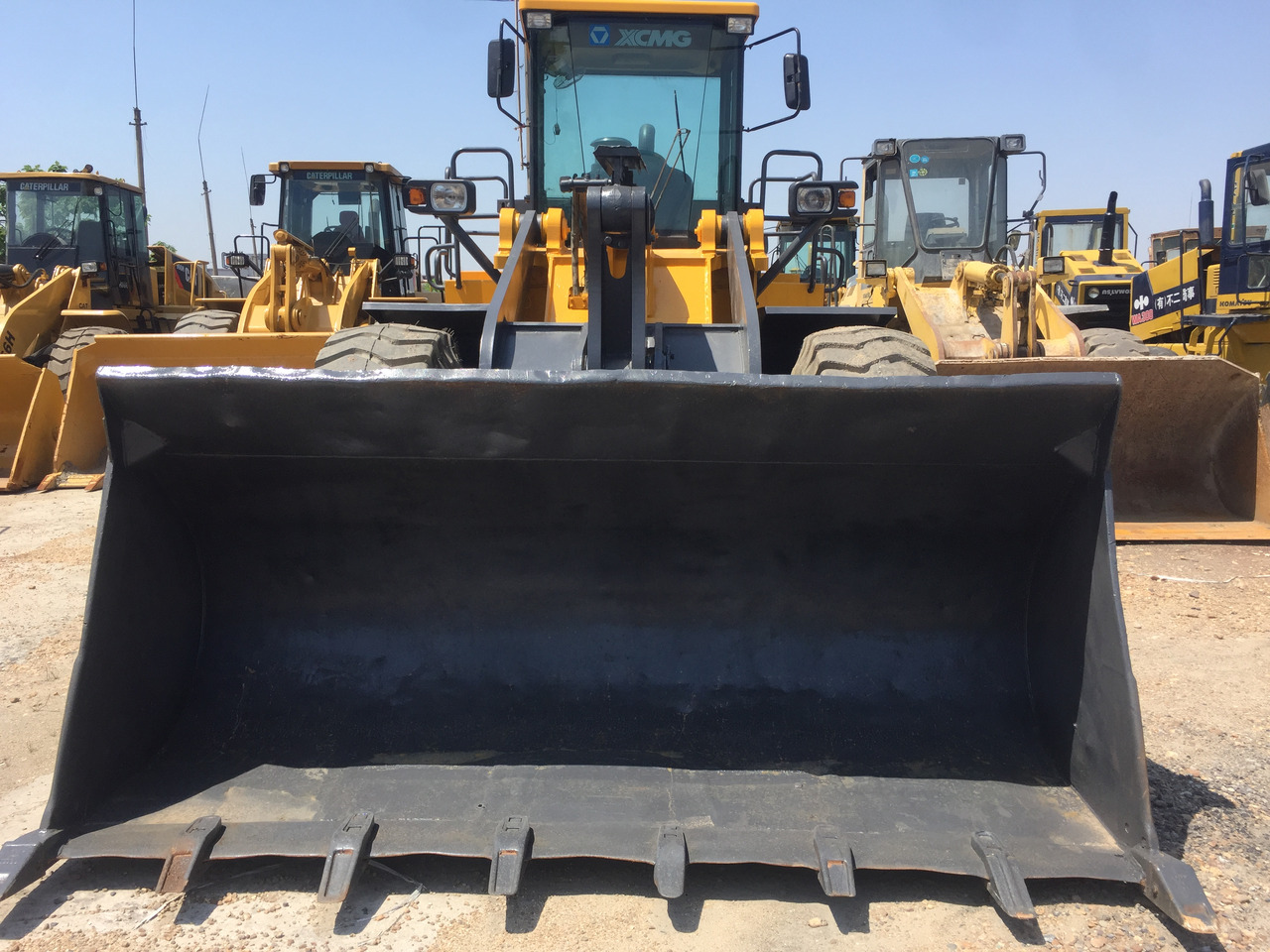 XCMG Wheel Loader ZL50G Click Here for Discount - اللودر بعجل: صورة 2 XCMG Wheel Loader ZL50G Click Here for Discount - اللودر بعجل: صورة 2