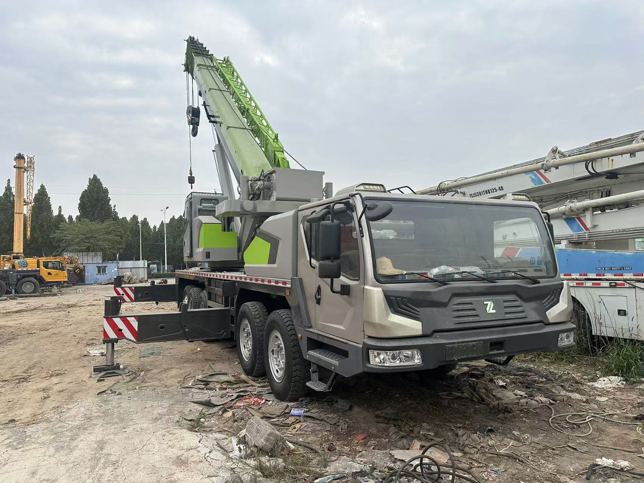 ZOOMLION Crane 50Ton - رافعة: صورة 4 ZOOMLION Crane 50Ton - رافعة: صورة 4