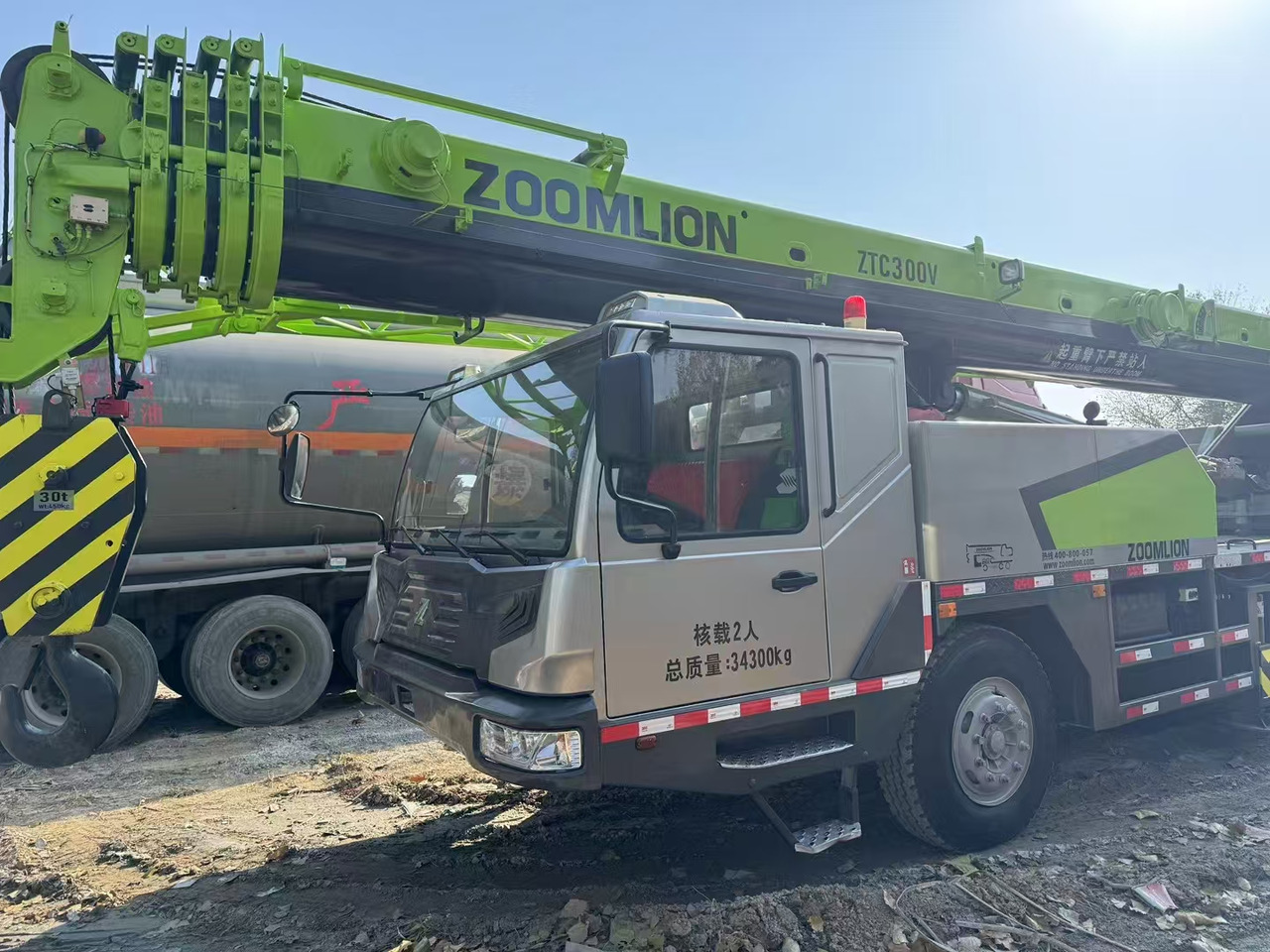 ZOOMLION Crane ZTC300V  30Ton - رافعة: صورة 2 ZOOMLION Crane ZTC300V  30Ton - رافعة: صورة 2