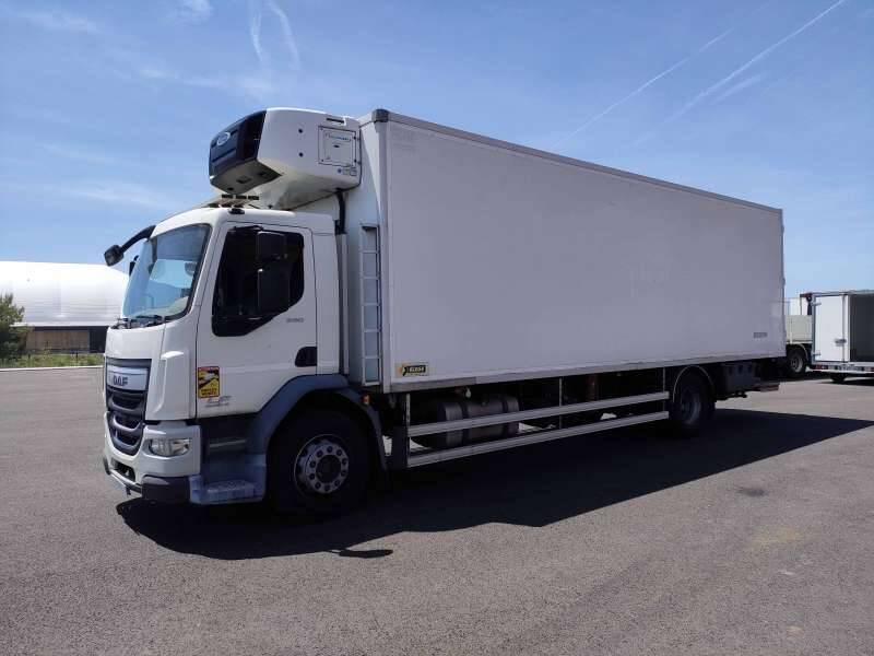 Camion Porteur FRIGO 19 TONNES 280 CV HAYON CAISSE KLEGE BI TEMP GROUPE CARRIER SUPRA 1150 -12 - شاحنة ذات مبرد: صورة 2 Camion Porteur FRIGO 19 TONNES 280 CV HAYON CAISSE KLEGE BI TEMP GROUPE CARRIER SUPRA 1150 -12 - شاحنة ذات مبرد: صورة 2