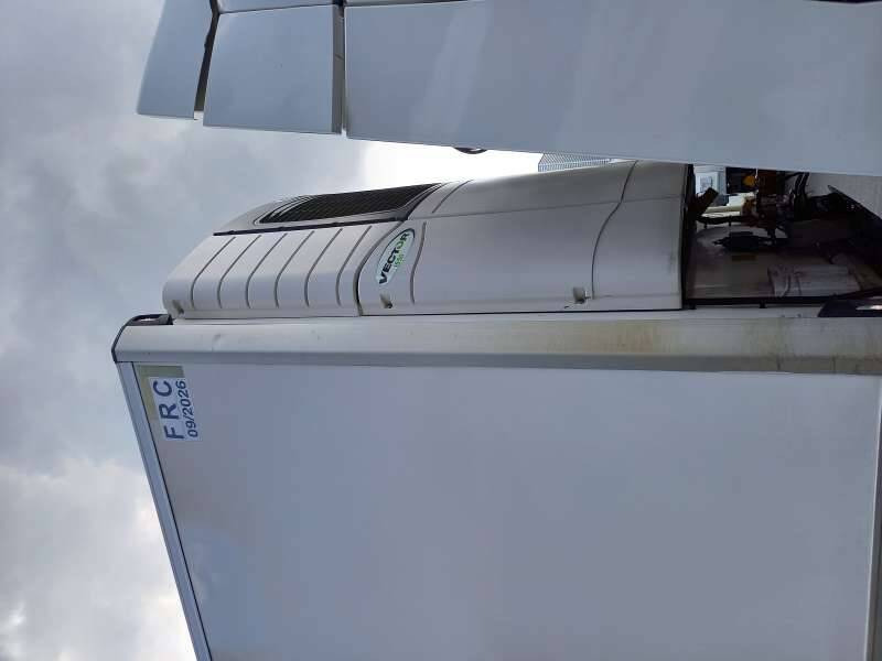 Semi-remorque 3 Essieux 38 TONNES CAISSE LAMBERET GROUPE CARRIER VECTOR 1550 DOUBLE PLANCHER - نصف مقطورة للتبريد: صورة 5 Semi-remorque 3 Essieux 38 TONNES CAISSE LAMBERET GROUPE CARRIER VECTOR 1550 DOUBLE PLANCHER - نصف مقطورة للتبريد: صورة 5