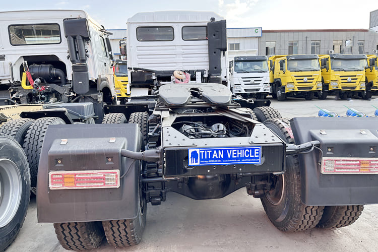 SHACMAN F3000 Shacman Truck Tractor for Sale in Nigeria - رأس تريلا: صورة 2 SHACMAN F3000 Shacman Truck Tractor for Sale in Nigeria - رأس تريلا: صورة 2