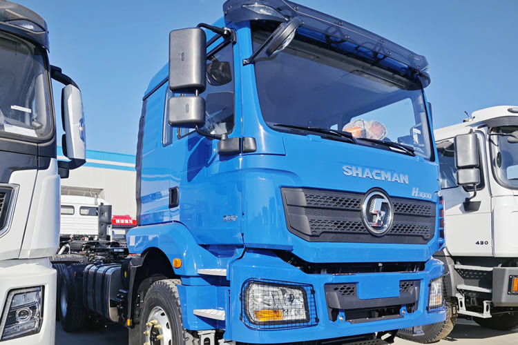 SHACMAN Shacman F3000 Truck Head for Sale in Saudi Arabia - رأس تريلا: صورة 4 SHACMAN Shacman F3000 Truck Head for Sale in Saudi Arabia - رأس تريلا: صورة 4