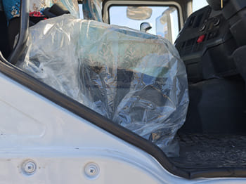 SHACMAN Shacman Truck Tractor Head for Sale in Zambia - رأس تريلا: صورة 3 SHACMAN Shacman Truck Tractor Head for Sale in Zambia - رأس تريلا: صورة 3