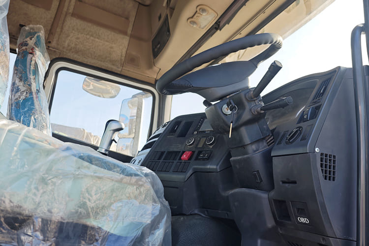 SHACMAN X3000 Shacman Truck Tractor for Sale in Guyana - رأس تريلا: صورة 4 SHACMAN X3000 Shacman Truck Tractor for Sale in Guyana - رأس تريلا: صورة 4