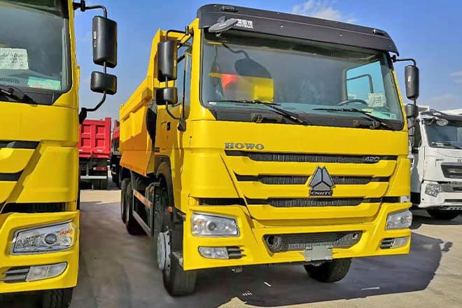 SINOTRUK Howo 400 10 Wheeler Dump Truck for Sale Price in Sierra Leone - شاحنة قلاب: صورة 1 SINOTRUK Howo 400 10 Wheeler Dump Truck for Sale Price in Sierra Leone - شاحنة قلاب: صورة 1