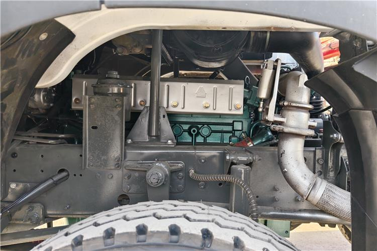 SINOTRUK Used Howo 371 Dump Truck 8x4 for Sale In Ghana - شاحنة قلاب: صورة 4 SINOTRUK Used Howo 371 Dump Truck 8x4 for Sale In Ghana - شاحنة قلاب: صورة 4