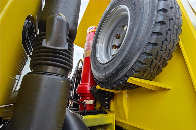 SINOTRUK Used Howo 430hp 8x4 Tipper Truck Price In Mali - شاحنة قلاب: صورة 4 SINOTRUK Used Howo 430hp 8x4 Tipper Truck Price In Mali - شاحنة قلاب: صورة 4