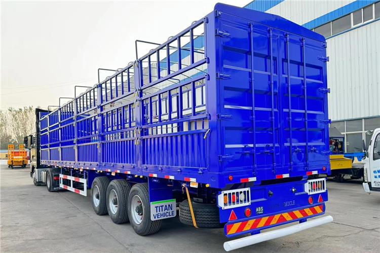 TITAN 3 Axle Cargo Fence Trailer with Air Suspension Transport Animal - نصف مقطورة للماشية: صورة 2 TITAN 3 Axle Cargo Fence Trailer with Air Suspension Transport Animal - نصف مقطورة للماشية: صورة 2