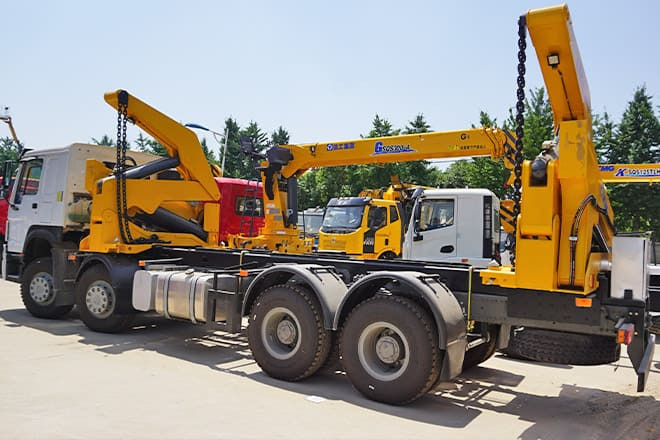 XCMG 20Ft Container Side Lift Truck for Sale in Guyana - ناقلة حاويات/ شاحنة حاويات: صورة 1 XCMG 20Ft Container Side Lift Truck for Sale in Guyana - ناقلة حاويات/ شاحنة حاويات: صورة 1