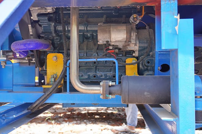 XCMG 37 Ton Side Lifter Truck for Sale in Angola - ناقلة حاويات/ شاحنة حاويات: صورة 4 XCMG 37 Ton Side Lifter Truck for Sale in Angola - ناقلة حاويات/ شاحنة حاويات: صورة 4