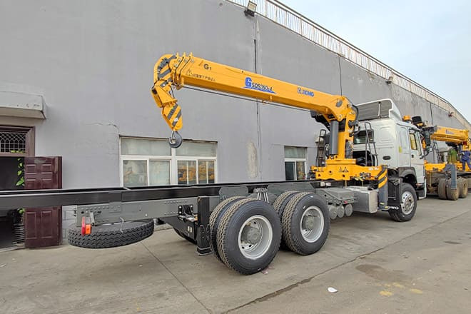 شاحنة كرين للبيع  XCMG Truck Mounted Crane with Hydraulic Boom Capacity for Sale in Kenya: صورة 6