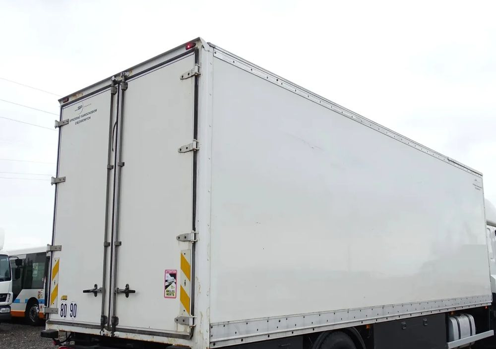 DAF LF 18.320 Kontener 20 palet - شاحنة صندوقية: صورة 2 DAF LF 18.320 Kontener 20 palet - شاحنة صندوقية: صورة 2