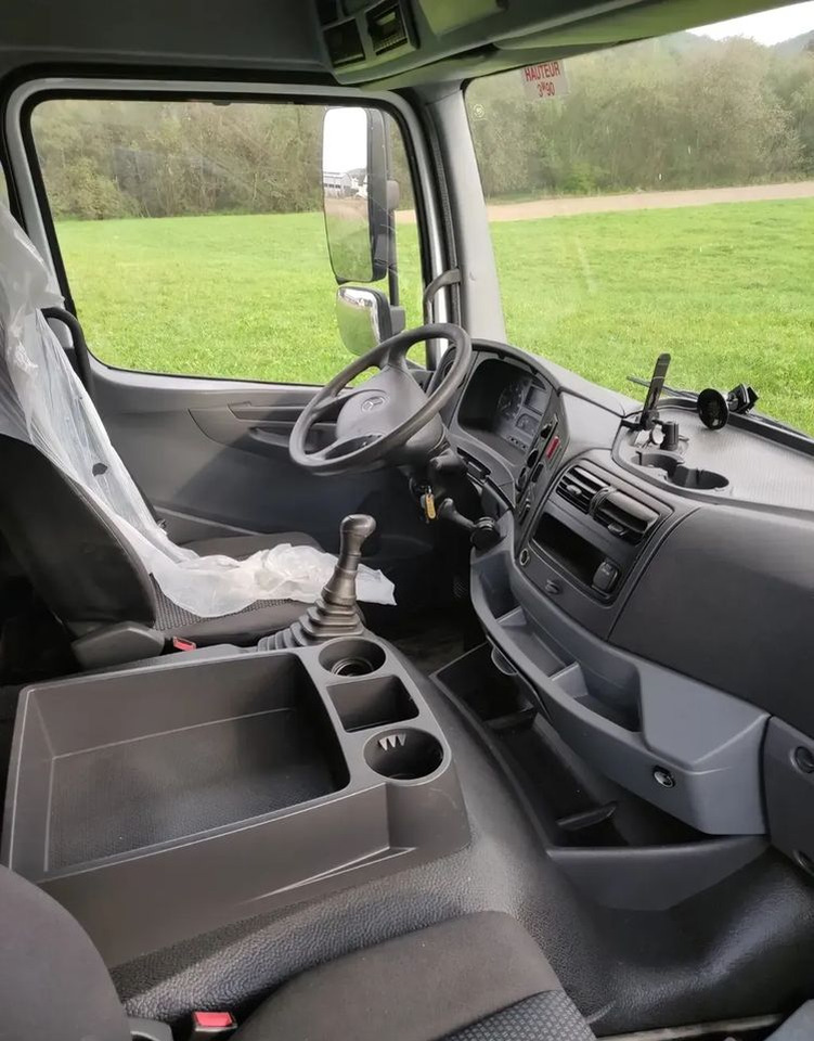 Mercedes-Benz AXOR 1829 rama do zabudowy blokada mostu - شاحنة بهيكل معدني للمقصورة: صورة 5 Mercedes-Benz AXOR 1829 rama do zabudowy blokada mostu - شاحنة بهيكل معدني للمقصورة: صورة 5