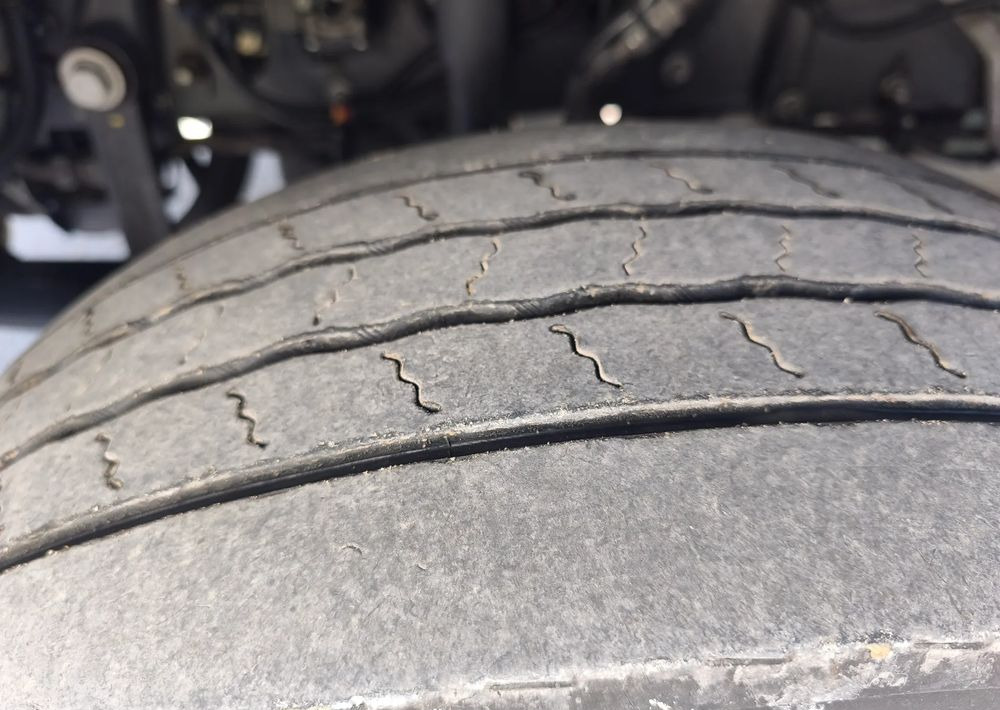 Renault GAMA D 12.210 chłodnia izoterma 14 palet poduszka - شاحنة ذات مبرد: صورة 5 Renault GAMA D 12.210 chłodnia izoterma 14 palet poduszka - شاحنة ذات مبرد: صورة 5