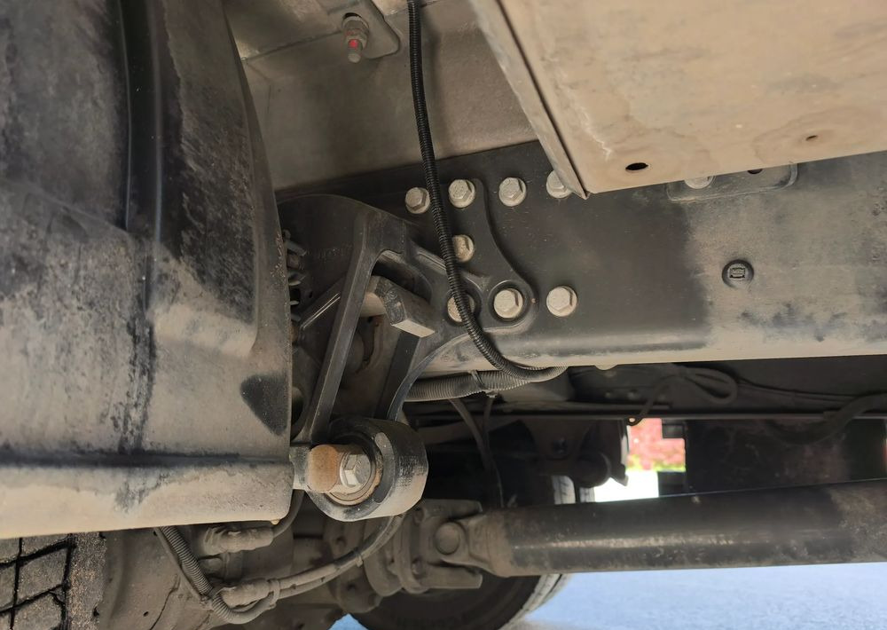 Renault GAMA D 12.210 chłodnia izoterma 14 palet poduszka - شاحنة ذات مبرد: صورة 4 Renault GAMA D 12.210 chłodnia izoterma 14 palet poduszka - شاحنة ذات مبرد: صورة 4