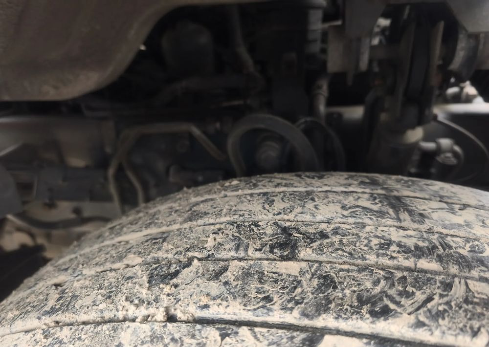 Renault Gama D 18.280 rama do zabudowy poduszka - شاحنة بهيكل معدني للمقصورة: صورة 4 Renault Gama D 18.280 rama do zabudowy poduszka - شاحنة بهيكل معدني للمقصورة: صورة 4