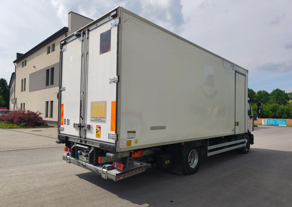 Renault Gama D 210 rama do zabudowy poduszka klima - شاحنة بهيكل معدني للمقصورة: صورة 3 Renault Gama D 210 rama do zabudowy poduszka klima - شاحنة بهيكل معدني للمقصورة: صورة 3