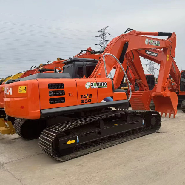 2022 Hitachi ZX250 - حفار زاحف: صورة 2 2022 Hitachi ZX250 - حفار زاحف: صورة 2