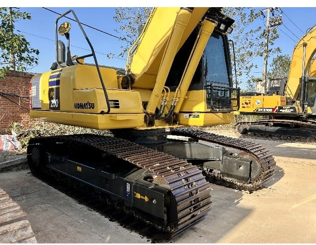2022 Komatsu PC200-8 - حفار زاحف: صورة 4 2022 Komatsu PC200-8 - حفار زاحف: صورة 4