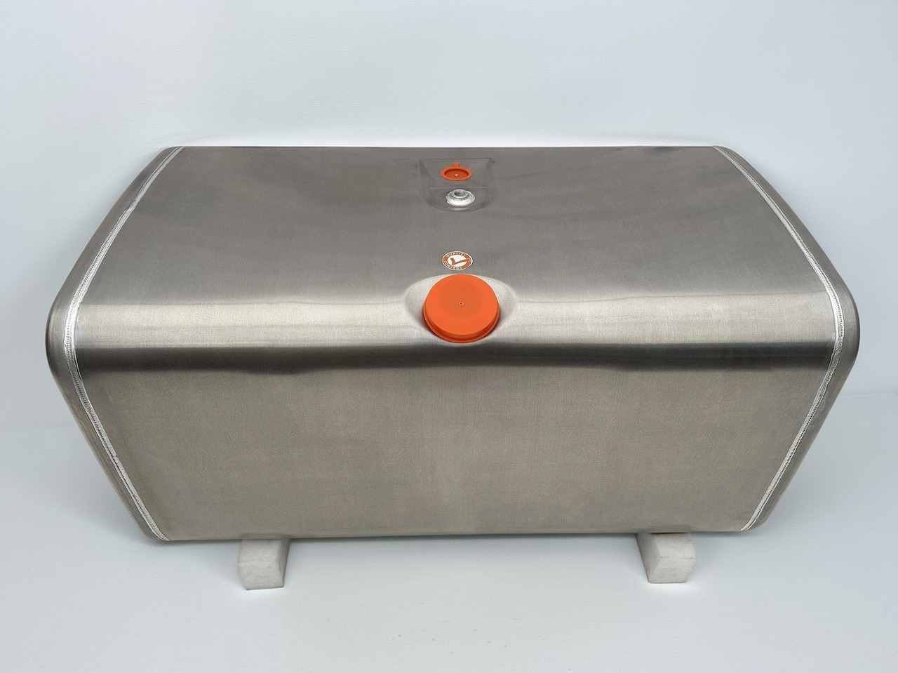 SCANIA - خزان الوقود: صورة 1 SCANIA - خزان الوقود: صورة 1