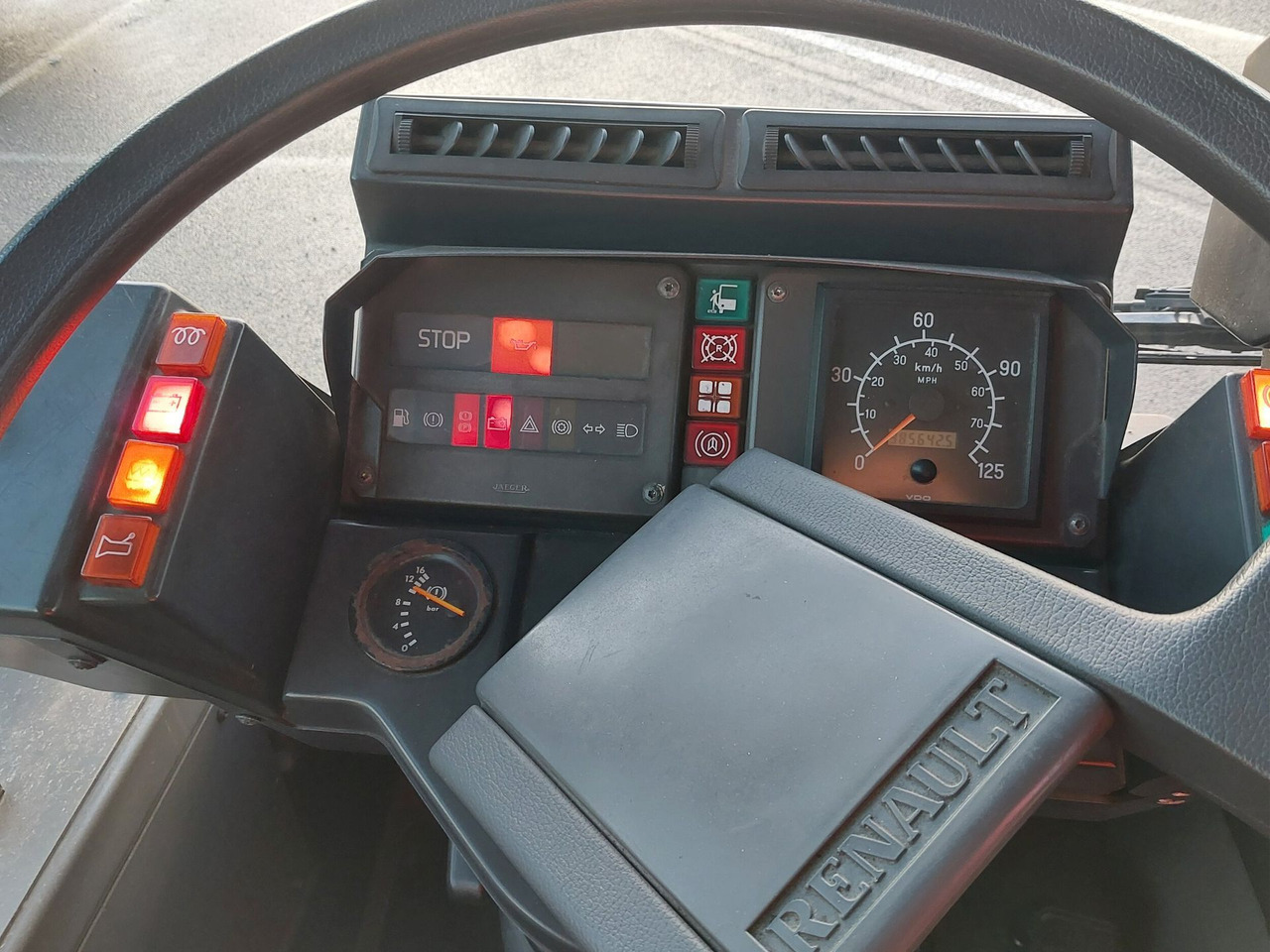 Bus articulé vélo marque IRISBUS modèle AGORA - حافلة مفصلية: صورة 3 Bus articulé vélo marque IRISBUS modèle AGORA - حافلة مفصلية: صورة 3