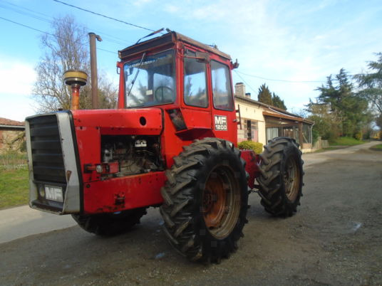 Massey Ferguson 1200 - جرار: صورة 3 Massey Ferguson 1200 - جرار: صورة 3