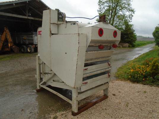 Separateur denis 100 quntaux - منظف الحبوب: صورة 5 Separateur denis 100 quntaux - منظف الحبوب: صورة 5