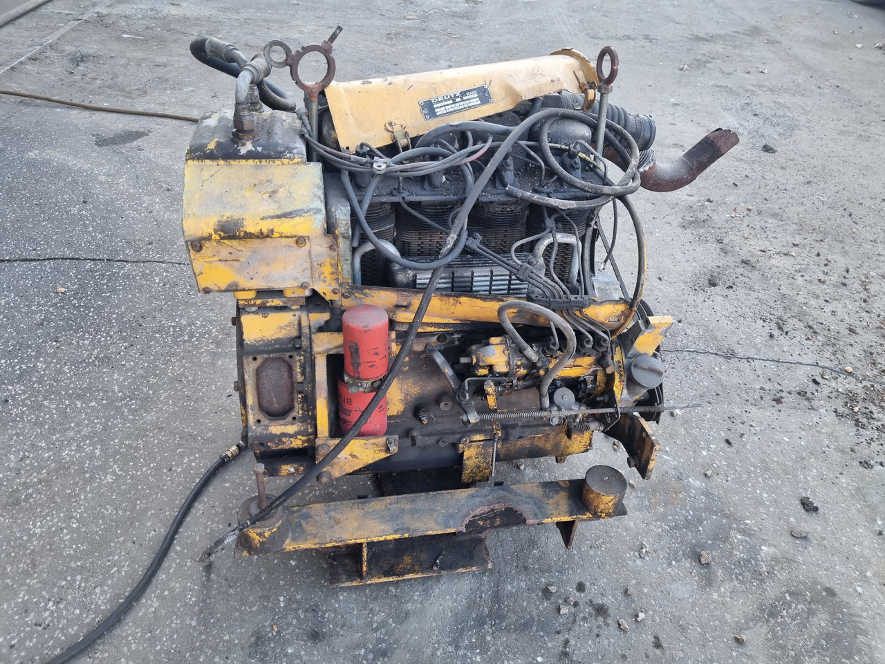 DEUTZ F4L912 - محرك - آلات الإنشاء: صورة 4 DEUTZ F4L912 - محرك - آلات الإنشاء: صورة 4