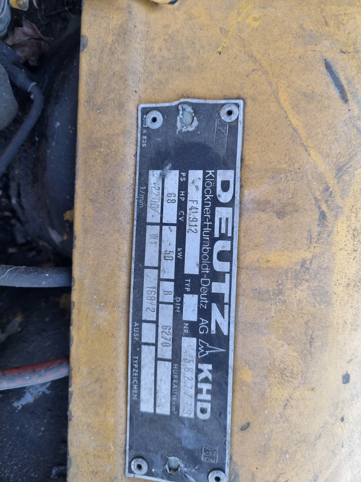 DEUTZ F4L912 - محرك - آلات الإنشاء: صورة 5 DEUTZ F4L912 - محرك - آلات الإنشاء: صورة 5