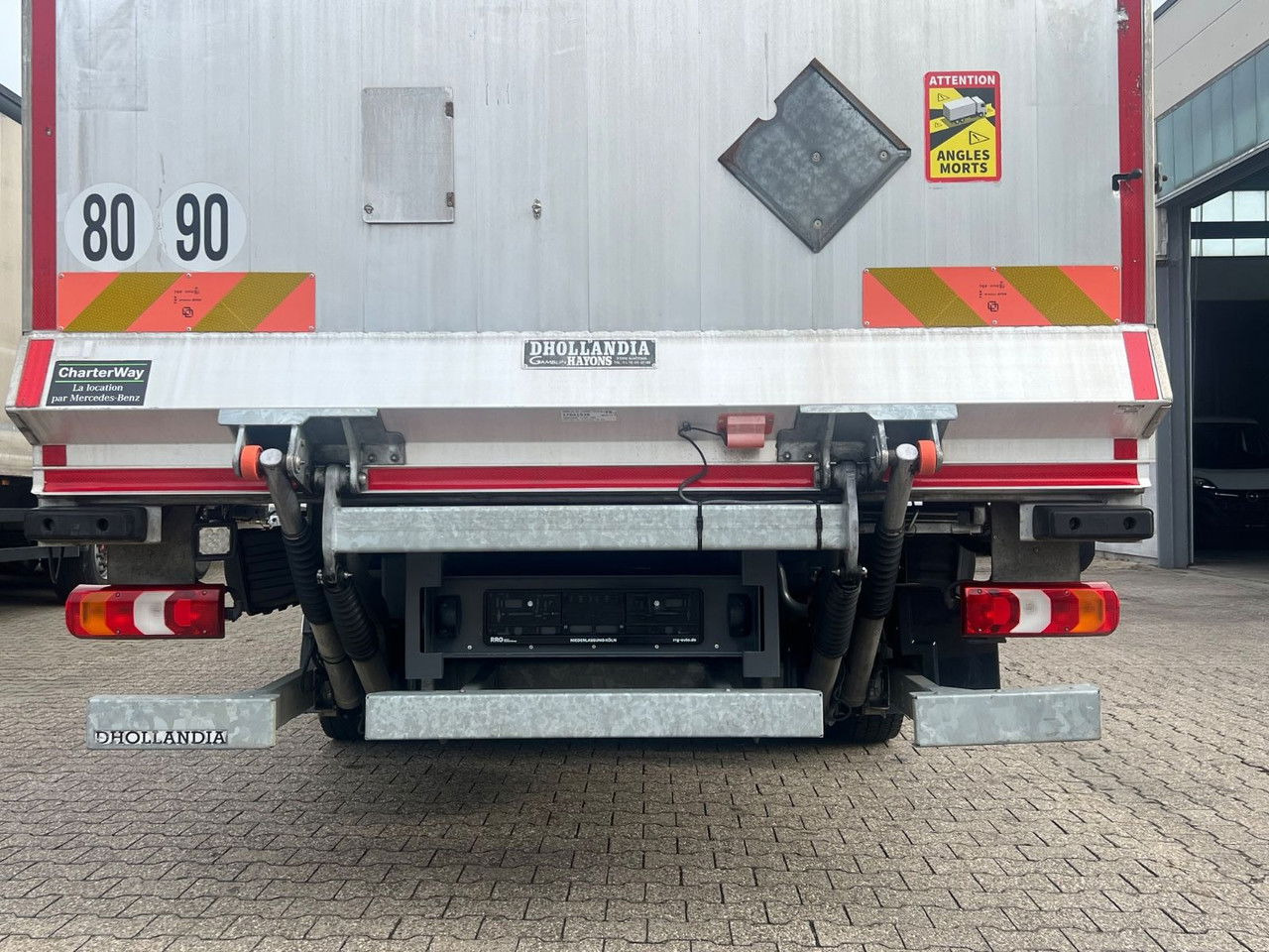 Mercedes-Benz Atego 1218 L Classic-Vermietung möglich-ADR-LBW - شاحنة صندوقية: صورة 4 Mercedes-Benz Atego 1218 L Classic-Vermietung möglich-ADR-LBW - شاحنة صندوقية: صورة 4