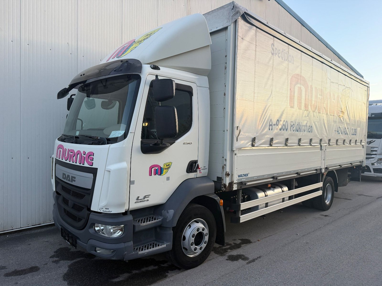 DAF LF 250 16T/LBW €6 - شاحنة ذات ستائر جانبية: صورة 1 DAF LF 250 16T/LBW €6 - شاحنة ذات ستائر جانبية: صورة 1