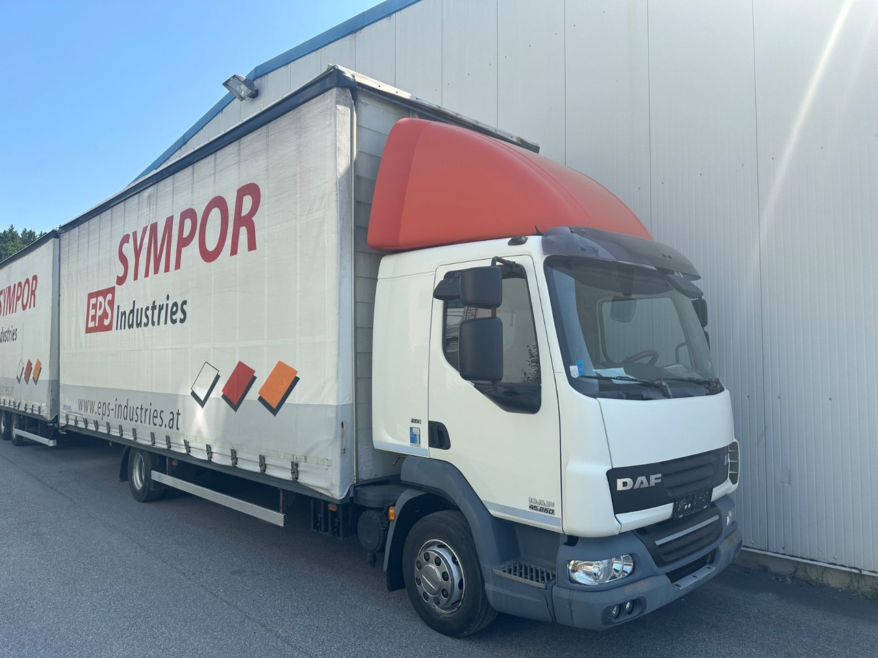 DAF LF 250 Schalter 120m° TÜV - شاحنة ذات ستائر جانبية: صورة 2 DAF LF 250 Schalter 120m° TÜV - شاحنة ذات ستائر جانبية: صورة 2