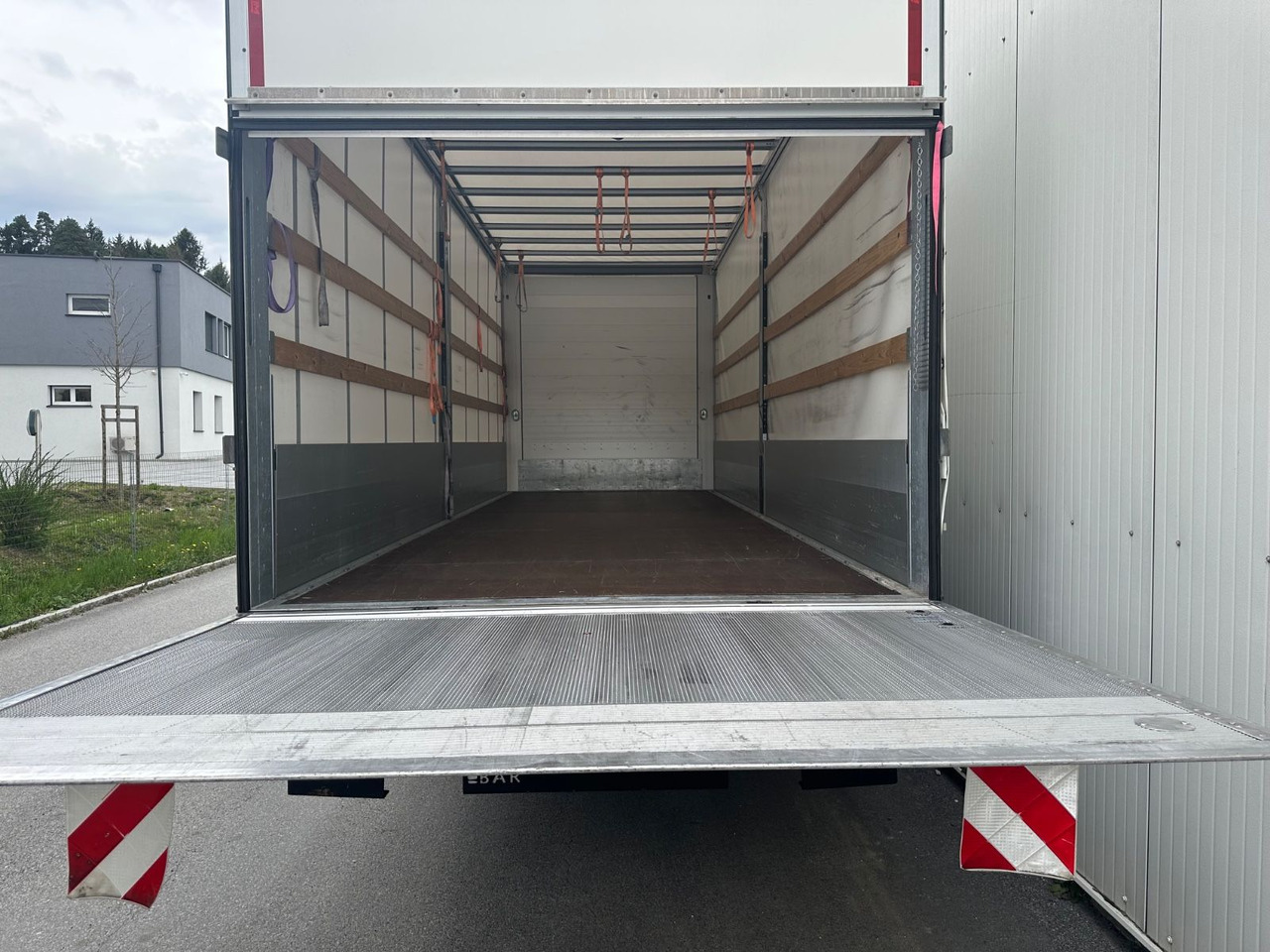 DAF LF 260 8Gang Bär-LBW - شاحنة ذات ستائر جانبية: صورة 5 DAF LF 260 8Gang Bär-LBW - شاحنة ذات ستائر جانبية: صورة 5