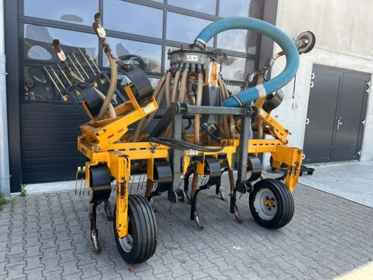 JOSKIN Joskin bouwlandbemester opklapbaar - حاقن الطين: صورة 1 JOSKIN Joskin bouwlandbemester opklapbaar - حاقن الطين: صورة 1
