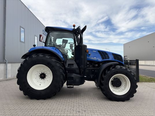 NEW HOLLAND T8.350 PLMi Genesis - جرار: صورة 2 NEW HOLLAND T8.350 PLMi Genesis - جرار: صورة 2