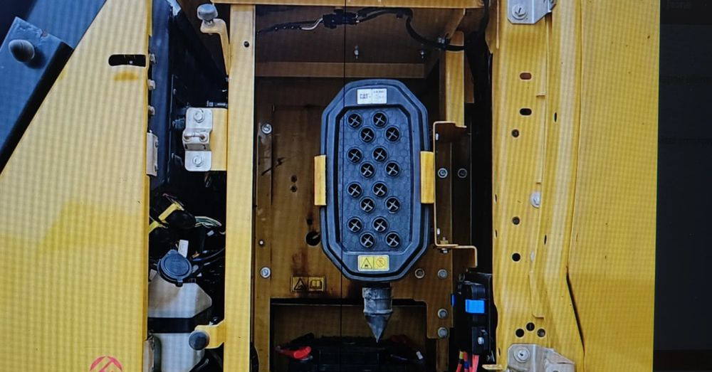 Caterpillar cat 320 - حفار زاحف: صورة 4 Caterpillar cat 320 - حفار زاحف: صورة 4