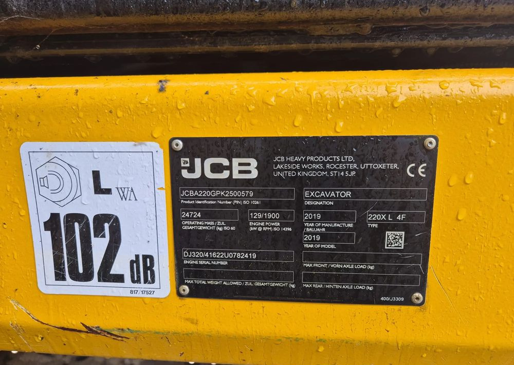 JCB 220XLC - حفار زاحف: صورة 2 JCB 220XLC - حفار زاحف: صورة 2