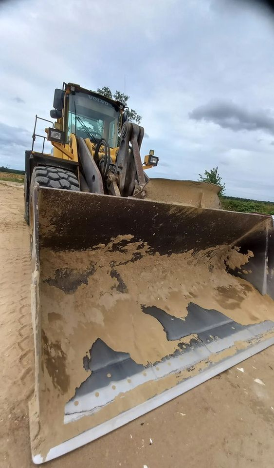 Volvo L150E - اللودر بعجل: صورة 3 Volvo L150E - اللودر بعجل: صورة 3