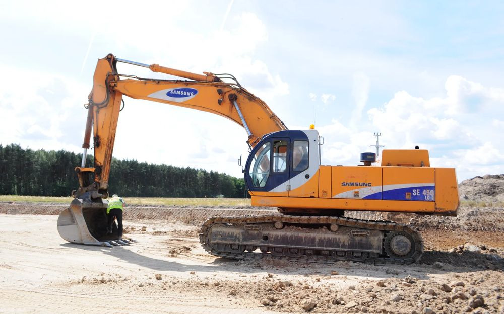 Zwolnica koparki Samsung SE 450 LC - حفار زاحف: صورة 1 Zwolnica koparki Samsung SE 450 LC - حفار زاحف: صورة 1