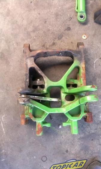 JOHN DEERE WÓZEK ŁAWA PRZÓD Support L155254 - نظام التعليق - آلات زراعية: صورة 4 JOHN DEERE WÓZEK ŁAWA PRZÓD Support L155254 - نظام التعليق - آلات زراعية: صورة 4