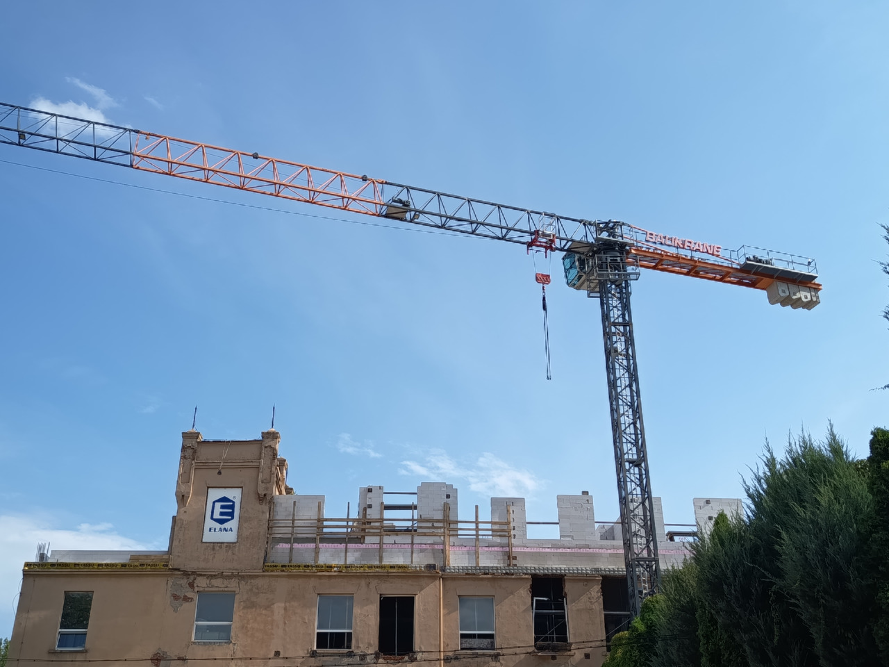 Krupinski Cranes KR90-5 EC - رافعة برجية: صورة 1 Krupinski Cranes KR90-5 EC - رافعة برجية: صورة 1