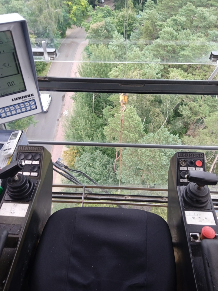 Liebherr 132 EC-H8 Litronic - رافعة برجية: صورة 4 Liebherr 132 EC-H8 Litronic - رافعة برجية: صورة 4