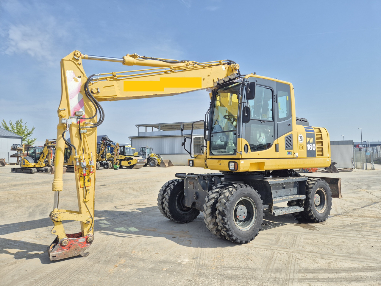 KOMATSU PW 160 - 8 - حفار ذو عجلات: صورة 2 KOMATSU PW 160 - 8 - حفار ذو عجلات: صورة 2