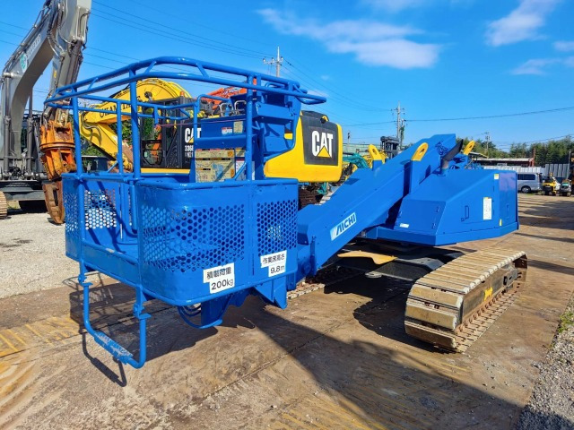 AICHI SR10A - مرفاع تلسكوبي: صورة 1 AICHI SR10A - مرفاع تلسكوبي: صورة 1