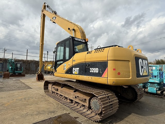CAT 320DL-E - حفار زاحف: صورة 3 CAT 320DL-E - حفار زاحف: صورة 3